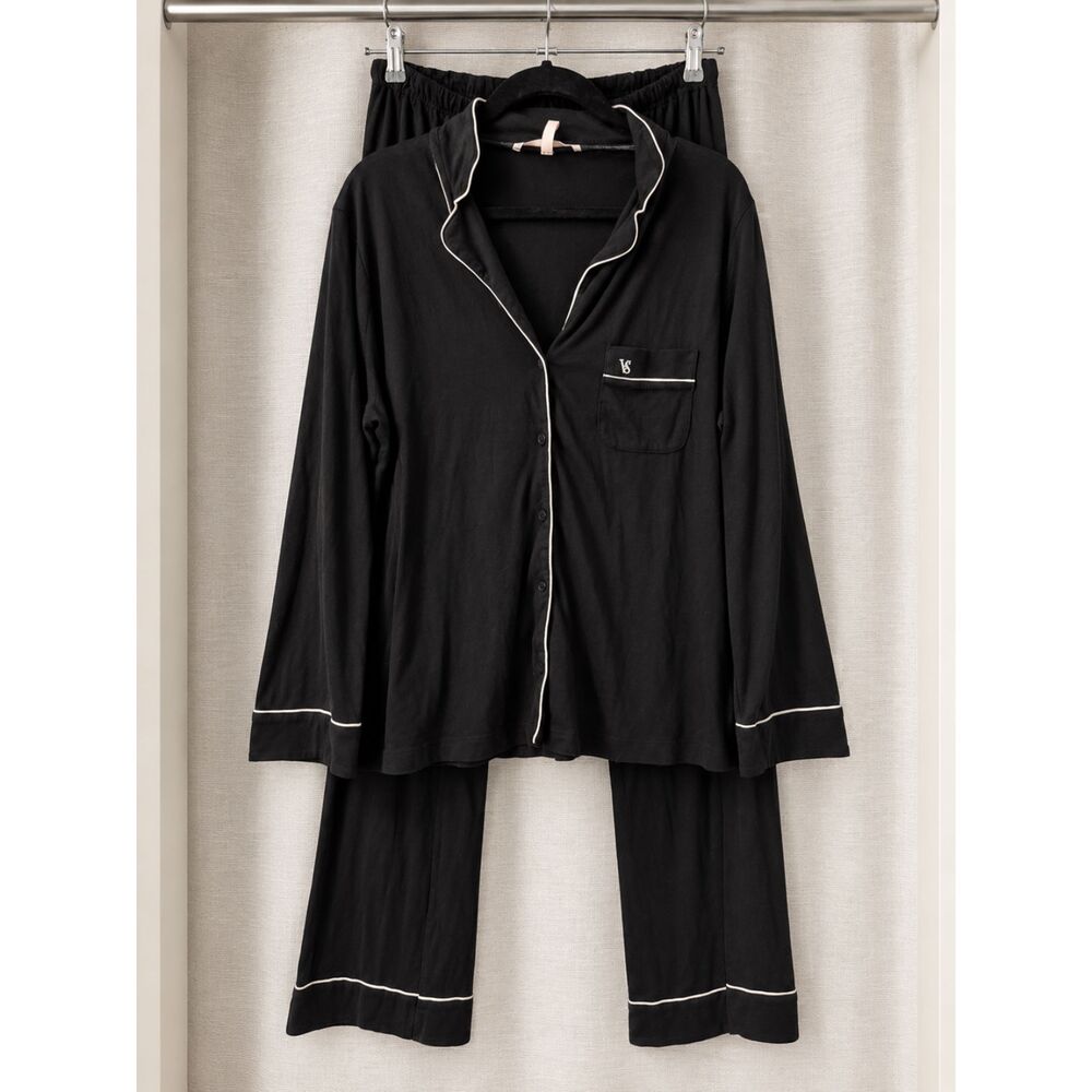 Victoria’s Secret Black Pajama Set